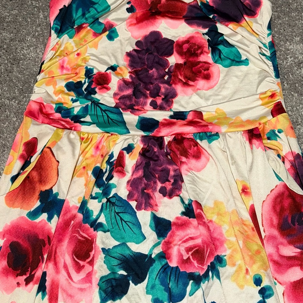 Vanilla Bay Strapless Floral Maxi Dress. 👗💝
